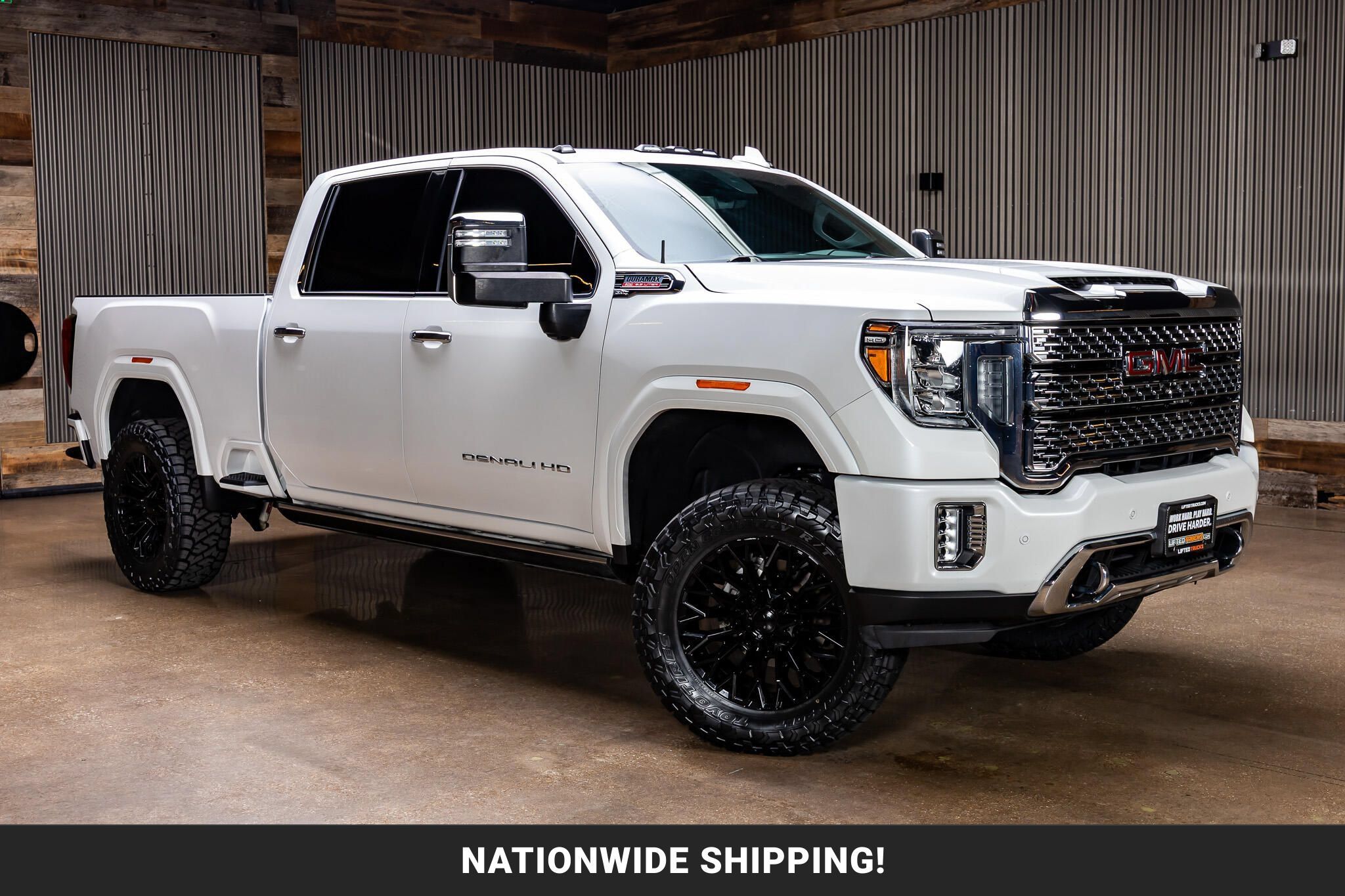 Used 2023 GMC Sierra 2500 Denali w/ Denali Ultimate Package AWD/4WD image 1
