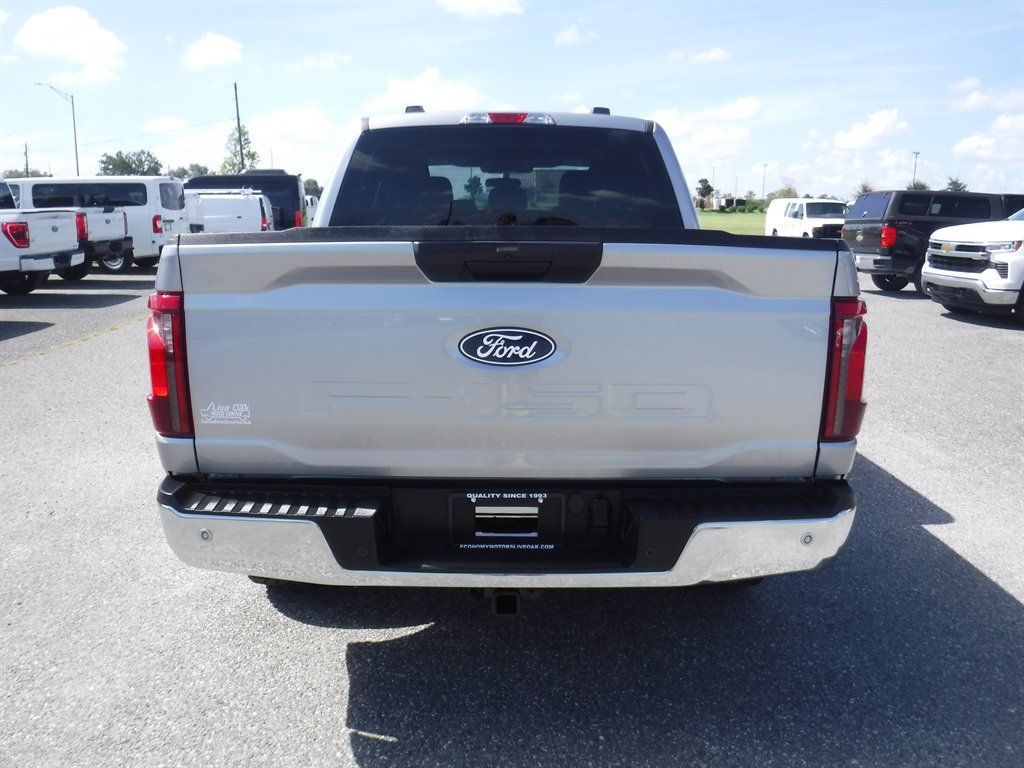 Used 2025 Ford F150 XLT w/ Equipment Group 301A Standard AWD/4WD image 7