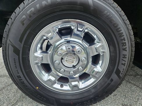 Used 2013 Ford F250 XLT w/ XLT Premium Pkg AWD/4WD image 27