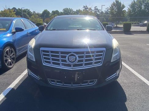 Used 2013 Cadillac XTS Premium FWD image 2