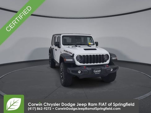 Certified 2026 Jeep Wrangler Unlimited Rubicon AWD/4WD image 4