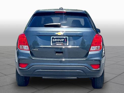 Used 2020 Chevrolet Trax LS w/ Tint and Cruise Package FWD image 5