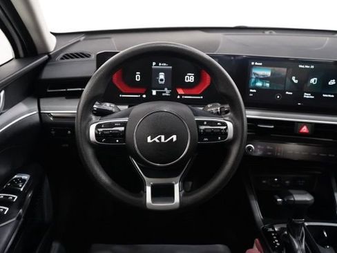 Used 2025 Kia K5 LXS image 13
