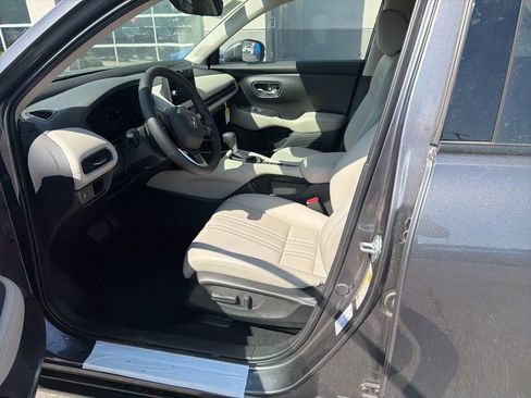 Used 2026 Honda HR-V EX-L image 10