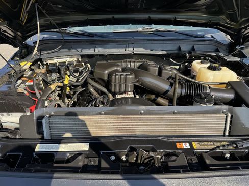 Used 2015 Ford F350 XL w/ Trailer Tow Package image 4