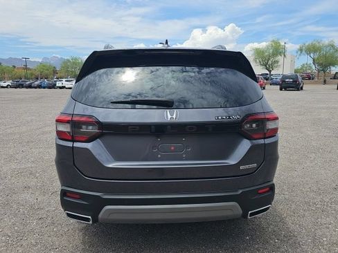 Certified 2023 Honda Pilot Touring image 5