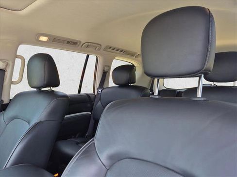 Used 2019 INFINITI QX80 Luxe w/ All-Season Package RWD image 14