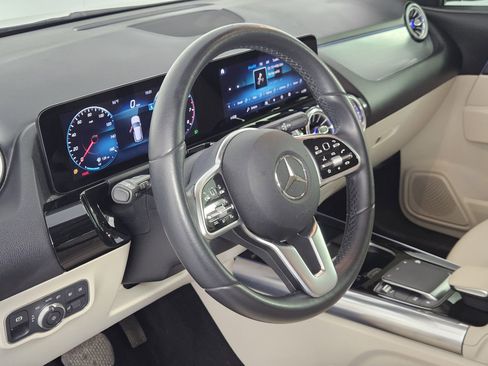 Used 2022 Mercedes-Benz GLA 250 image 14