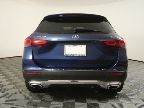 Used 2022 Mercedes-Benz GLA 250 4MATIC w/ Premium Package Lite image 4