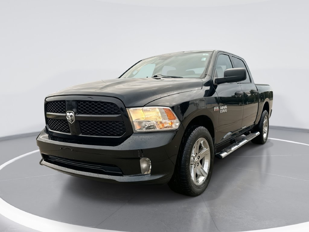 Used 2014 RAM 1500 Express AWD/4WD image 1