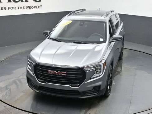 Used 2023 GMC Terrain SLE w/ Driver Convenience Package image 46