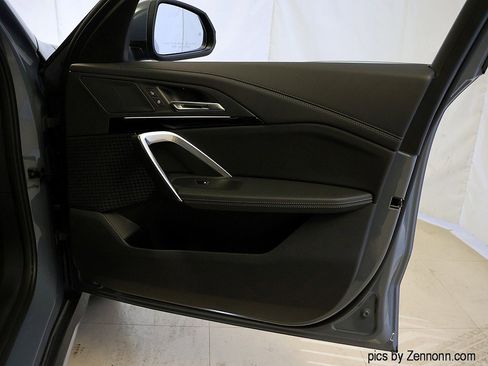 Used 2025 BMW X1 xDrive28i w/ Technology Package image 33