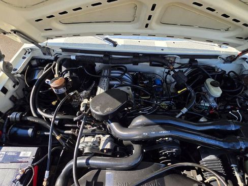 Used 1990 Ford Bronco AWD/4WD image 13