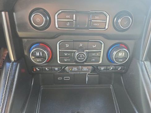 Used 2023 Chevrolet Tahoe Premier image 36