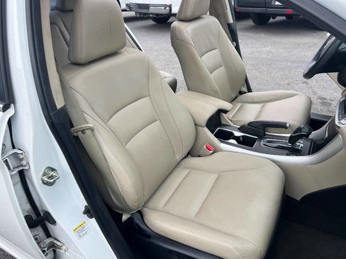 Used 2014 Honda Accord EX-L image 11