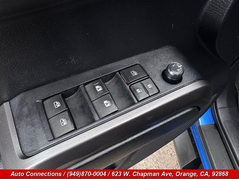 Used 2017 Toyota Tacoma TRD Off-Road RWD image 23