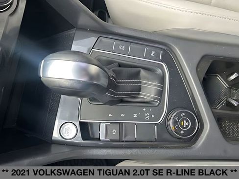 Used 2021 Volkswagen Tiguan SE R-Line w/ 3rd Row Seat Package AWD/4WD image 36