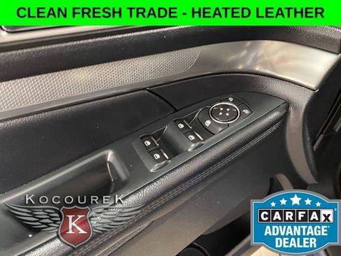 Used 2018 Ford Explorer XLT w/ Equipment Group 202A AWD/4WD image 19