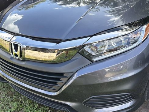 Used 2022 Honda HR-V LX image 4
