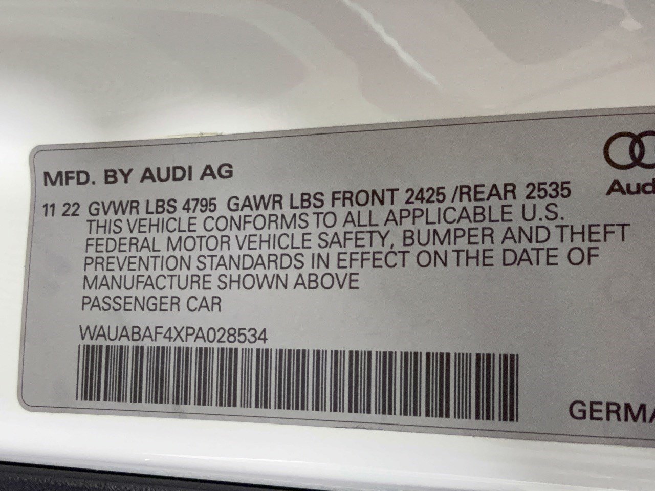 Used 2023 Audi A4 2.0T Premium w/ Convenience Package AWD/4WD image 32