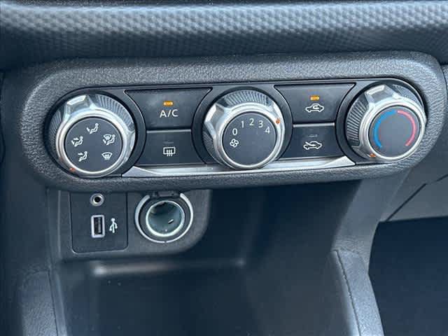 Used 2022 Nissan Kicks S FWD image 25