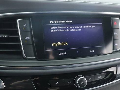 Used 2023 Buick Enclave Essence AWD/4WD image 5