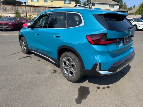 Used 2024 BMW X1 xDrive28i w/ Convenience Package AWD/4WD image 4