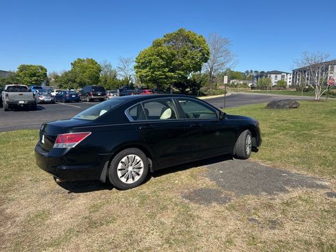Used 2009 Honda Accord LX image 3
