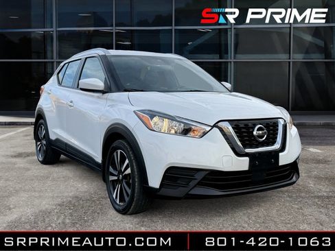 Used 2020 Nissan Kicks SV image 7