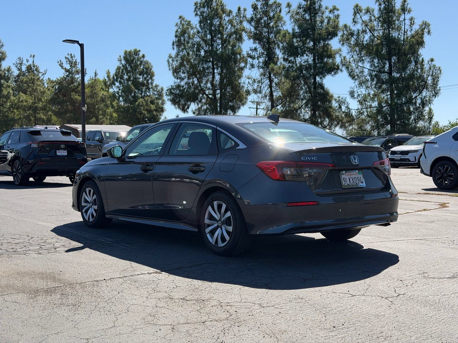 Used 2024 Honda Civic LX image 3
