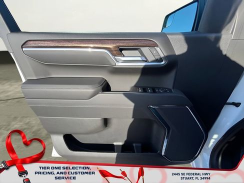 New 2025 GMC Sierra 1500 Elevation image 44