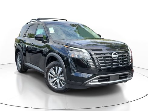 New 2026 Nissan Pathfinder SL AWD/4WD image 1
