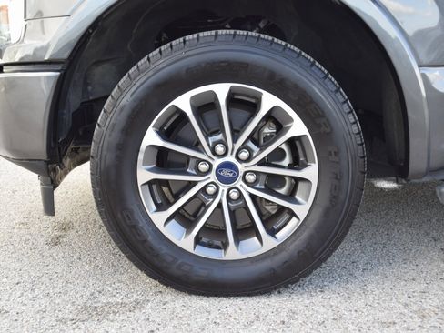 Used 2019 Ford F150 XLT w/ Equipment Group 302A Luxury image 25