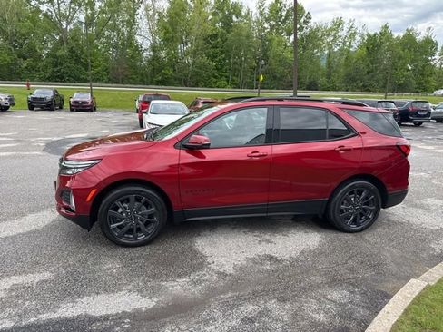 Used 2023 Chevrolet Equinox RS w/ RS Leather Package AWD/4WD image 31