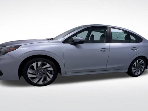 Used 2025 Subaru Legacy Limited AWD/4WD image 5