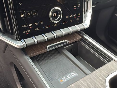 New 2026 GMC Acadia Denali w/ Super Cruise Package image 19