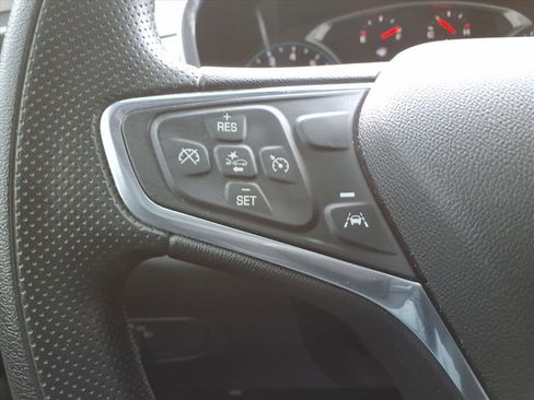 Used 2022 Chevrolet Equinox LT image 31