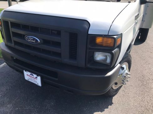 Used 2014 Ford E-350 and Econoline 350 Super Duty RWD image 43