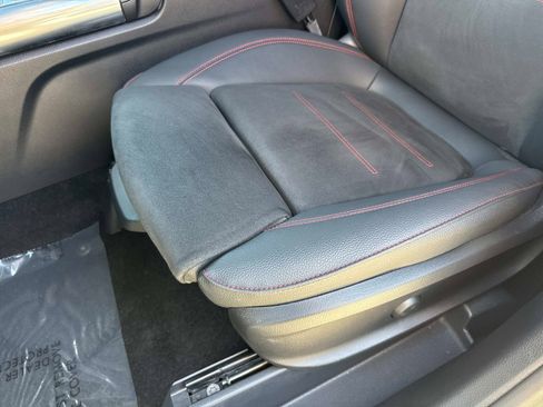 Certified 2025 Mercedes-Benz GLA 250 image 15