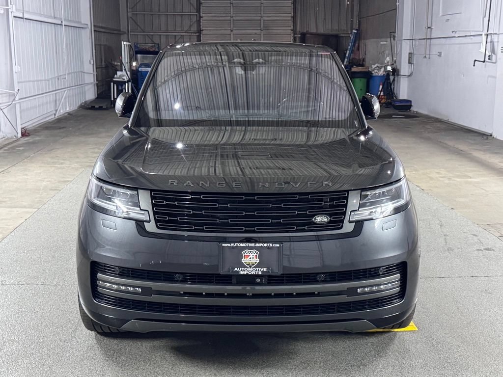 Used 2023 Land Rover Range Rover SE AWD/4WD image 2