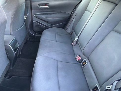 Used 2021 Toyota Corolla LE image 15
