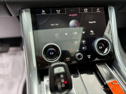 Used 2019 Land Rover Range Rover Sport HSE AWD/4WD image 14