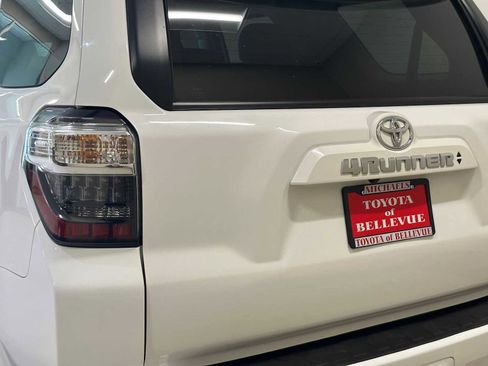 Certified 2023 Toyota 4Runner SR5 Premium w/ Moonroof Package AWD/4WD image 7