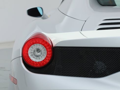 Certified 2015 Ferrari 458 Speciale A image 26