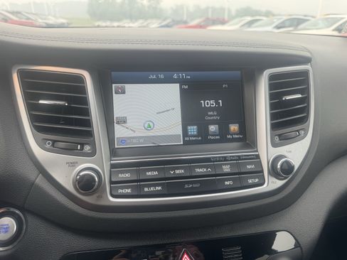 Used 2017 Hyundai Tucson Limited AWD/4WD image 25