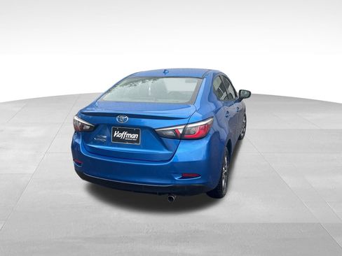 Used 2019 Toyota Yaris LE FWD image 7