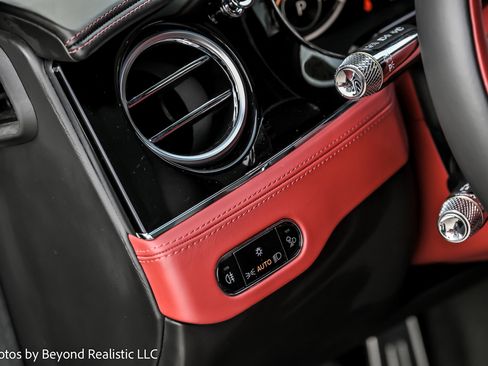 Certified 2022 Bentley Continental GT image 32