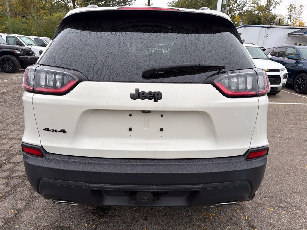 Used 2019 Jeep Cherokee Latitude w/ Cold Weather Group AWD/4WD image 6