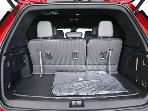 New 2026 Chevrolet Traverse LT w/ Driver Confidence Package image 37