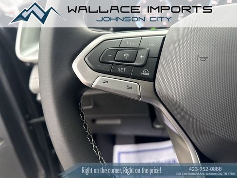 New 2026 Volkswagen Tiguan SE AWD/4WD image 19